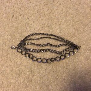 Metal chain bracelet
